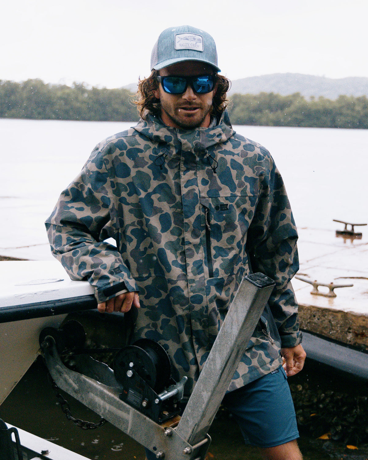 Salty Crew LONG RANGE JACKET - SAND CAMO