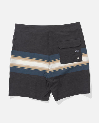 Salty Crew CREW STRIPE BOARDSHORT - Pirate Black