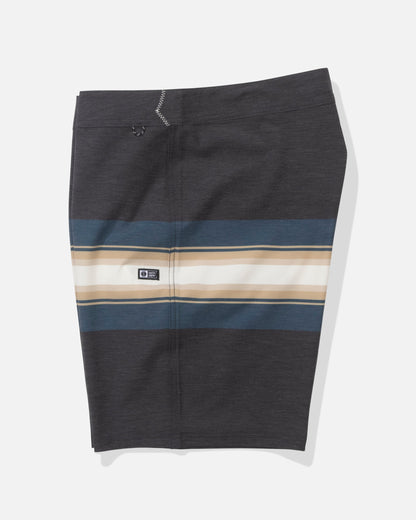 Salty Crew CREW STRIPE BOARDSHORT - Pirate Black