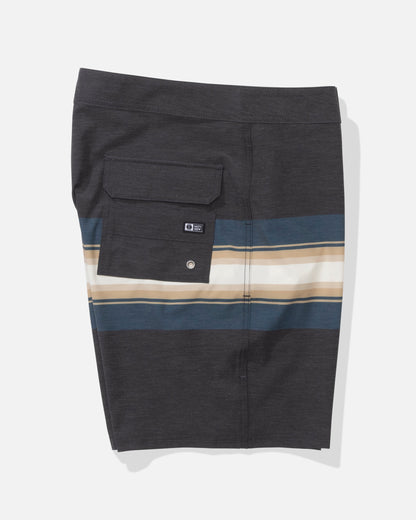Salty Crew CREW STRIPE BOARDSHORT - Pirate Black